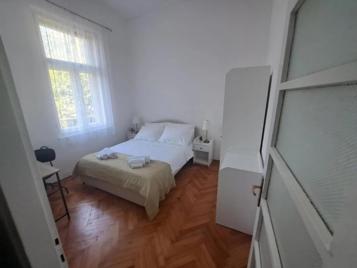 Lola Bivio Apartment Rijeka