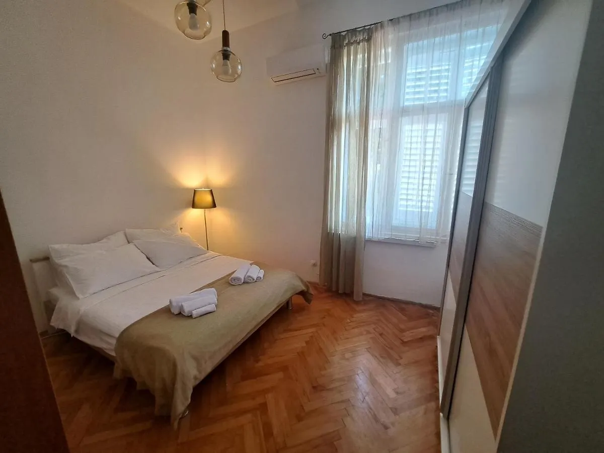 Lola Bivio Apartment Rijeka